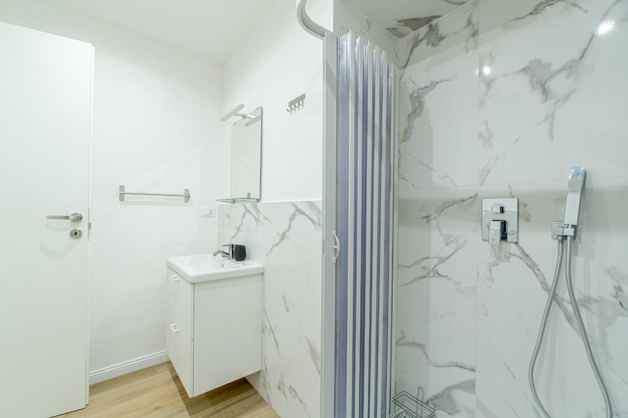 Quadrilatero Romano! Elegant Flat Turin Exterior photo