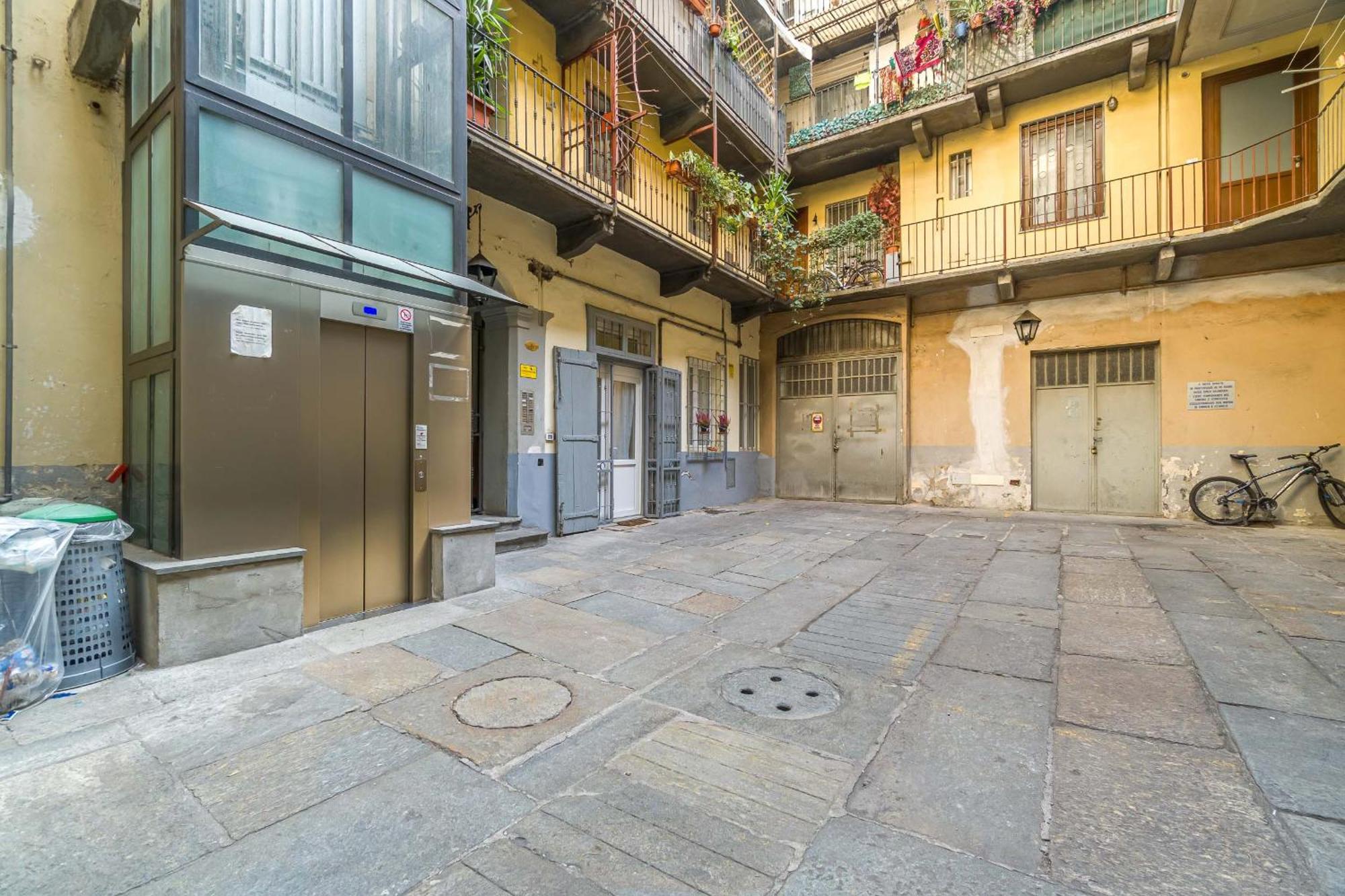 Quadrilatero Romano! Elegant Flat Turin Exterior photo